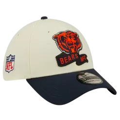 NEW ERA Chicago Bears "Bear Head" Cream/Navy 2022 Sideline 39THIRTY Flex Hat