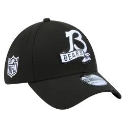 NEW ERA Chicago Bears Black And White 2022 Sideline 39THIRTY Flex Hat