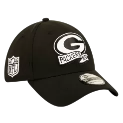 NEW ERA Green Bay Packers Black And White 2022 Sideline 39THIRTY Flex Hat