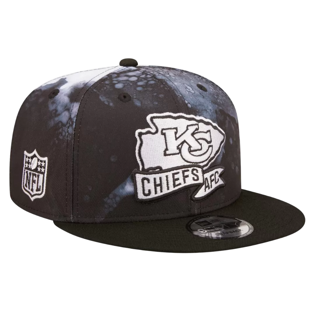 NEW ERA Kansas City Chiefs Black And White 2022 Sideline Ink Dye 9FIFTY Snapback Hat 3 NEW ERA Kansas City Chiefs Black And White 2022 Sideline Ink Dye 9FIFTY Snapback Hat
