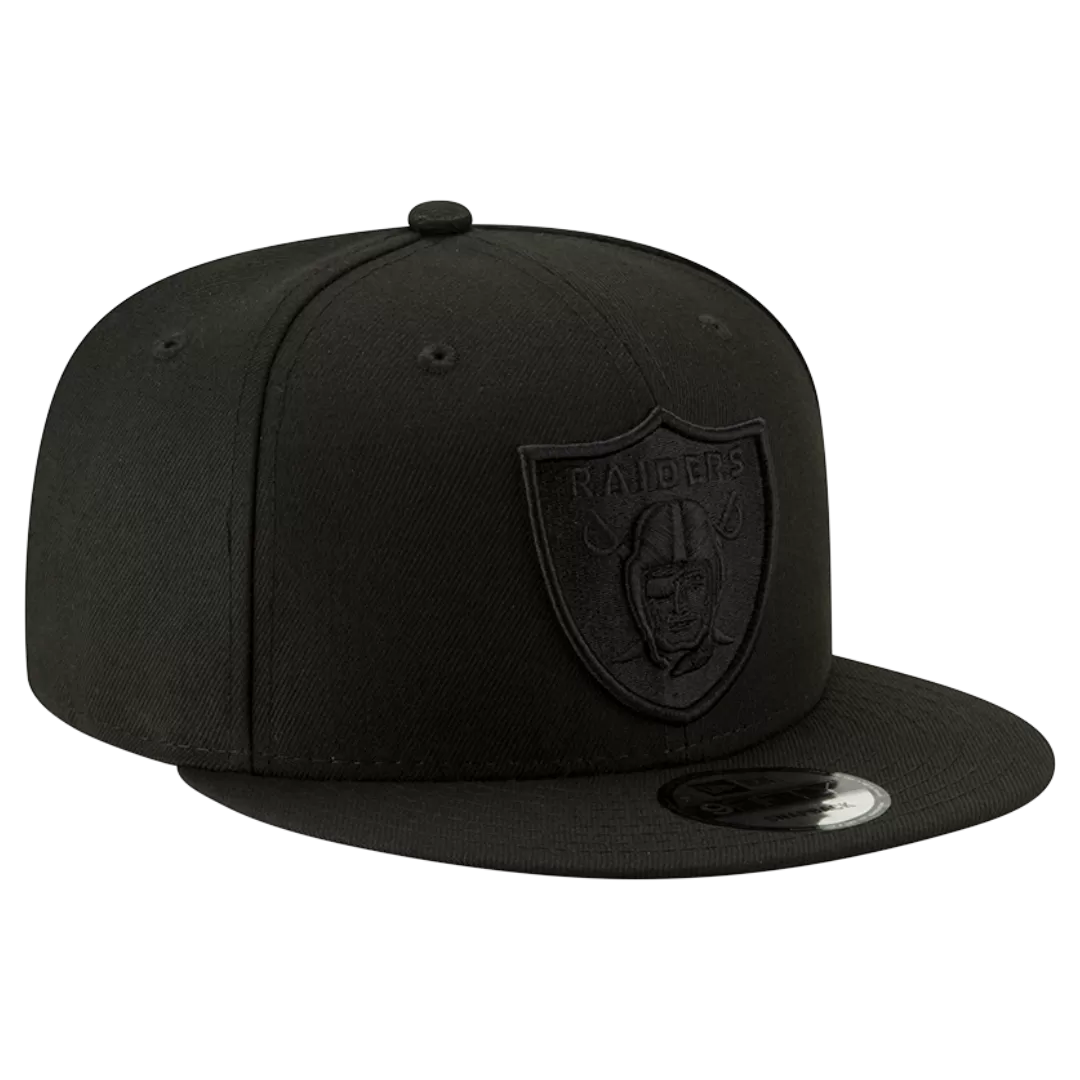 NEW ERA Las Vegas Raiders Black On Black 9FIFTY Snapback Hat 3 NEW ERA Las Vegas Raiders Black On Black 9FIFTY Snapback Hat