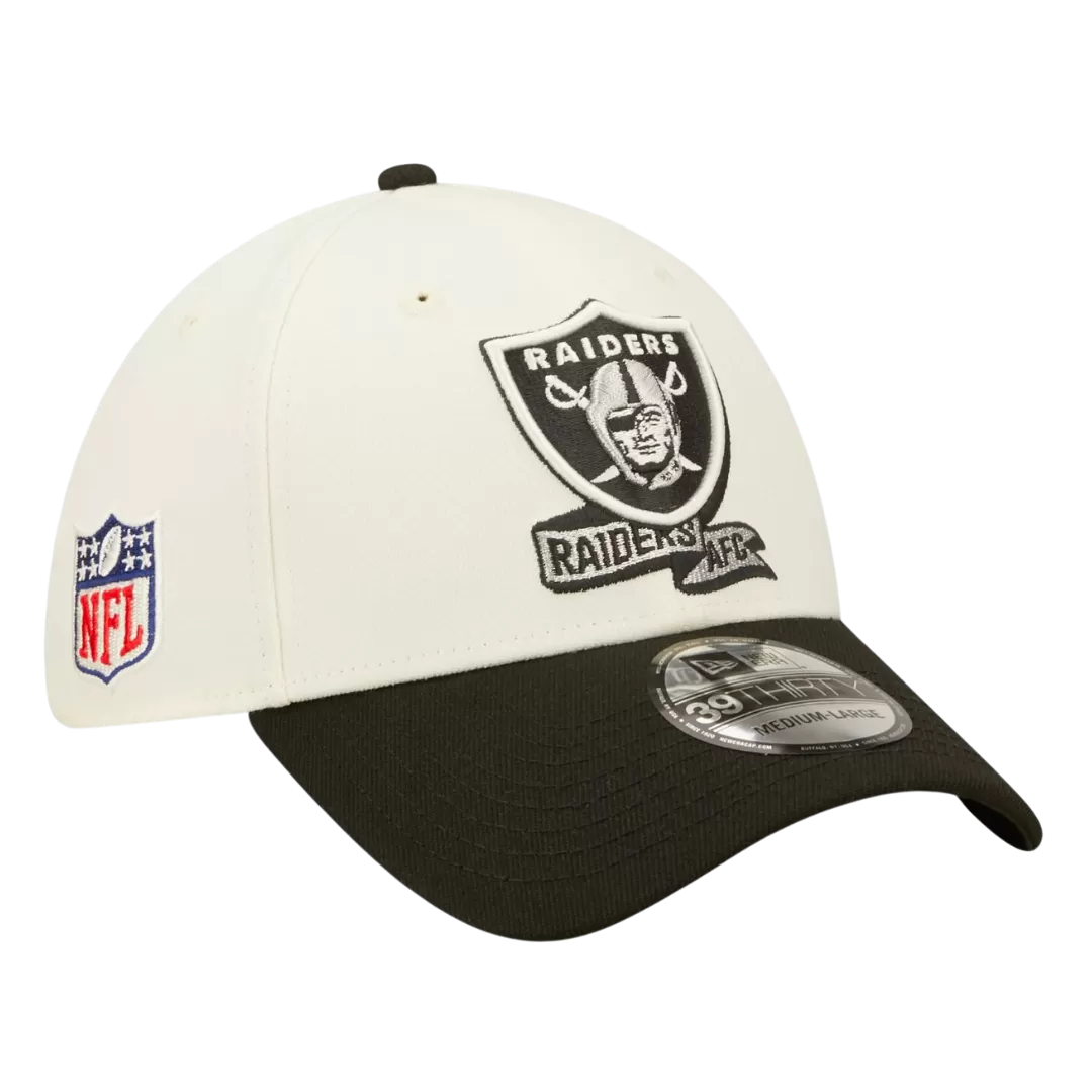 NEW ERA Las Vegas Raiders Cream/Black 2022 Sideline 39THIRTY Flex Hat 3 NEW ERA Las Vegas Raiders Cream/Black 2022 Sideline 39THIRTY Flex Hat