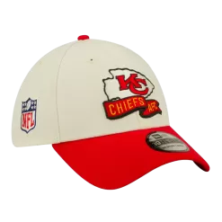 NEW ERA Kansas City Chiefs Cream/Red 2022 Sideline 39THIRTY Flex Hat