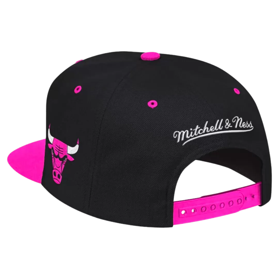 Mitchell & Ness Chicago Bulls Mitchell And Ness Sweetheart Script Snapback Hat 4 Mitchell & Ness Chicago Bulls Mitchell And Ness Sweetheart Script Snapback Hat - Image 2