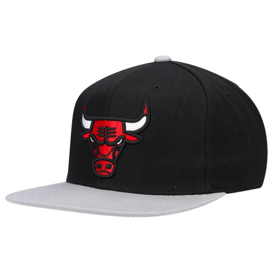 Mitchell & Ness Chicago Bulls Mitchell And Ness Core Basic Snapback Hat 4 Mitchell & Ness Chicago Bulls Mitchell And Ness Core Basic Snapback Hat - Image 2