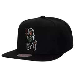 Mitchell & Ness Boston Celtics Mitchell And Ness Black Core Basic Snapback Hat