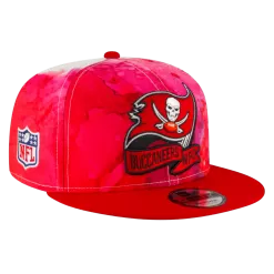 NEW ERA Tampa Bay Buccaneers 2022 Sideline Ink Dye 9FIFTY Snapback Hat
